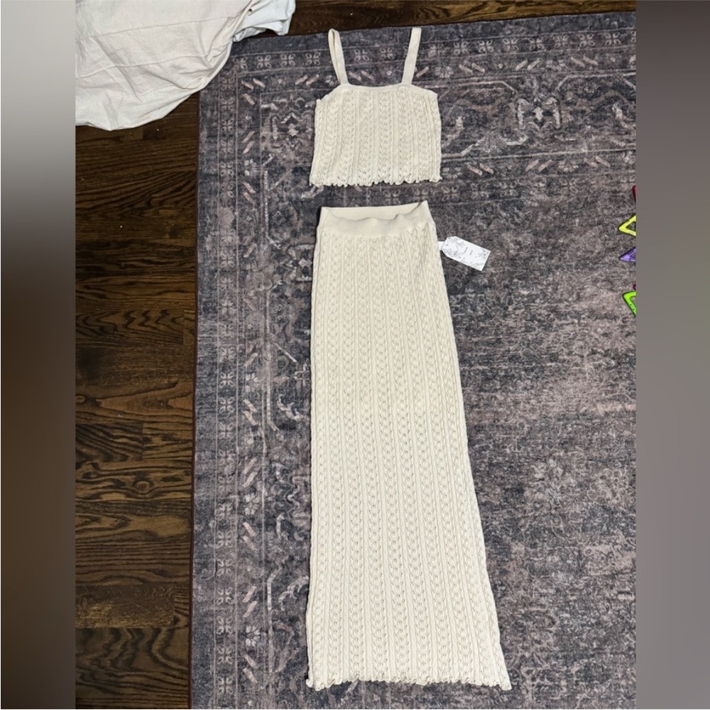 REI Beige Knit Skirt and top